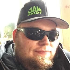 Meet your Posher, Roy